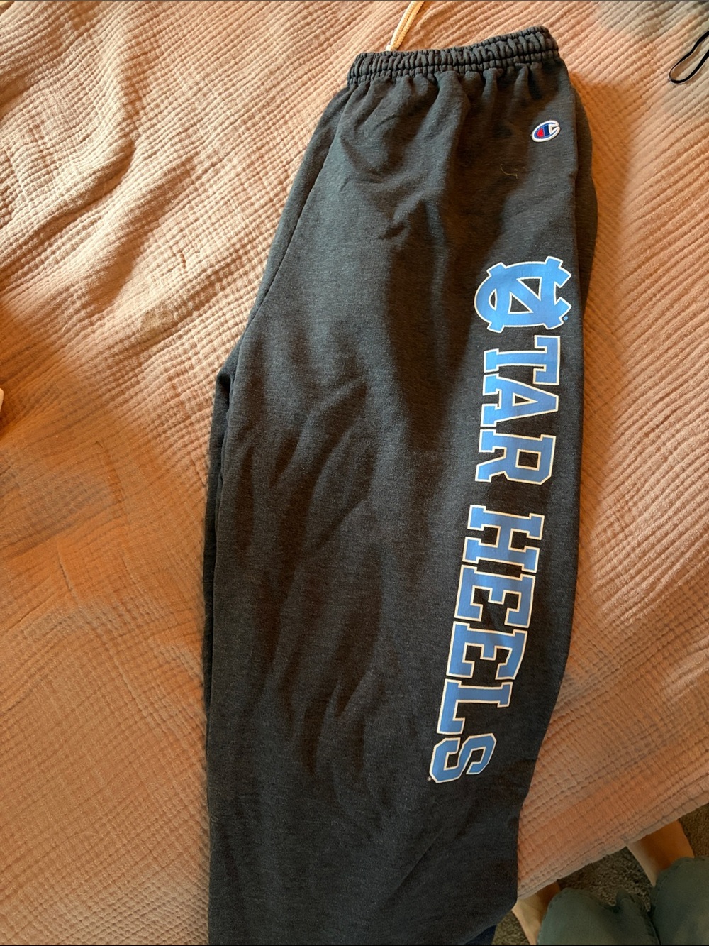 Champion  'Tar Heels' Sweatpants with Blue Logo